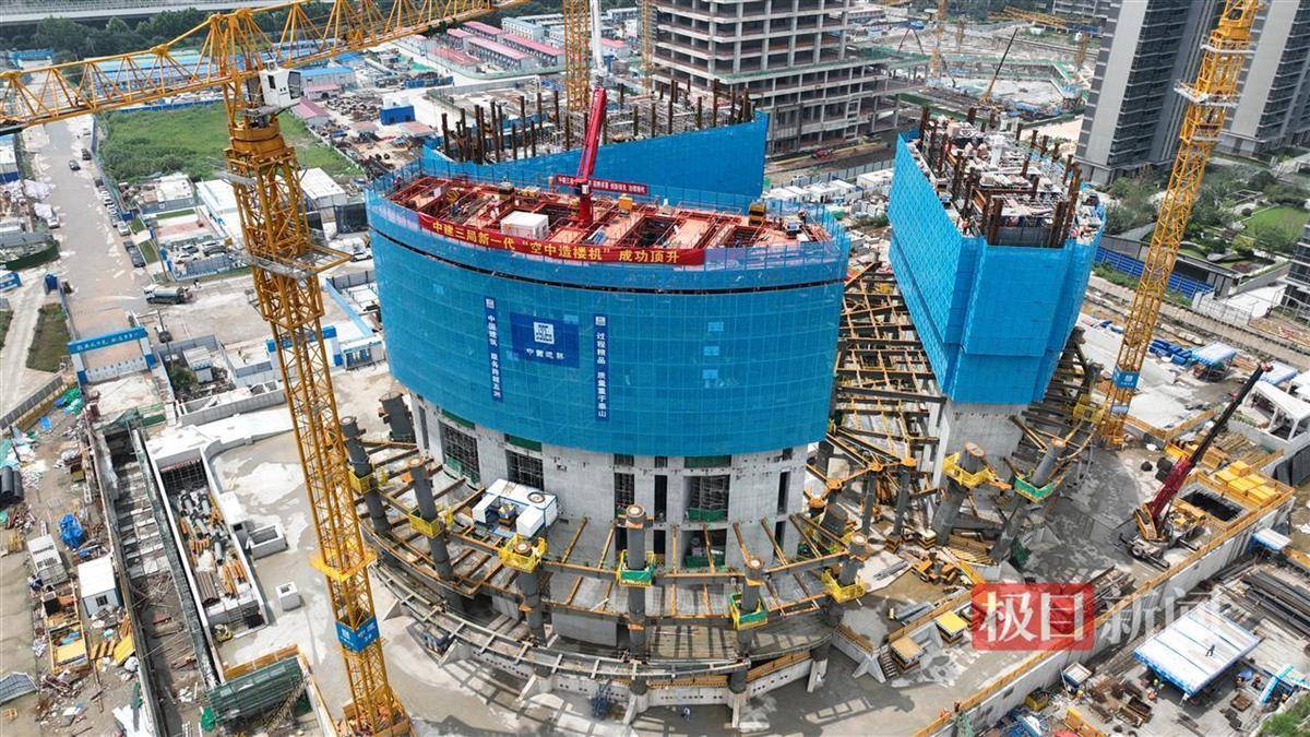 武汉泰康金融中心来了！三维建模把大楼“搬”进电脑