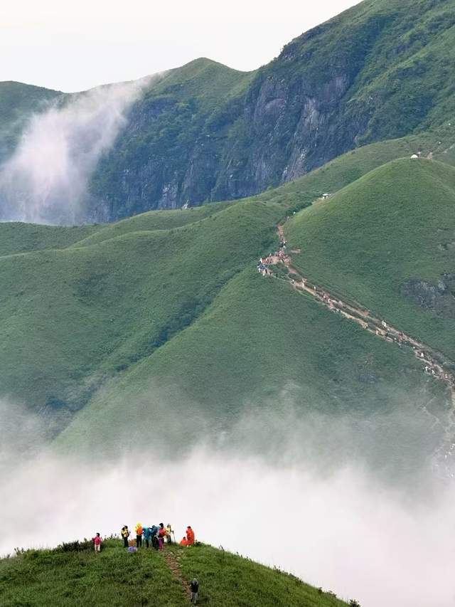 江西萍乡旅游，武功山必须安利给您！